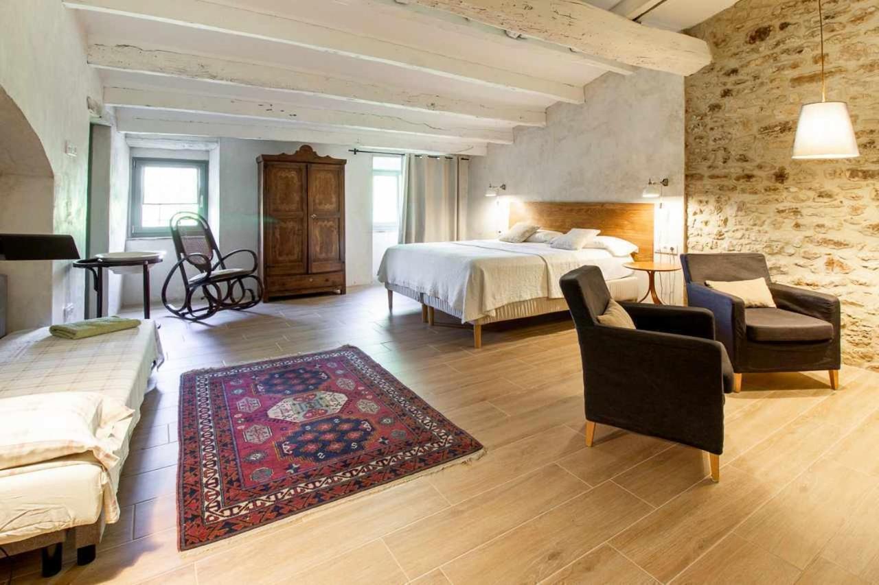 Masia Can Grau Habitaciones Con Desayuno Inlcuido Vilafreser Номер фото