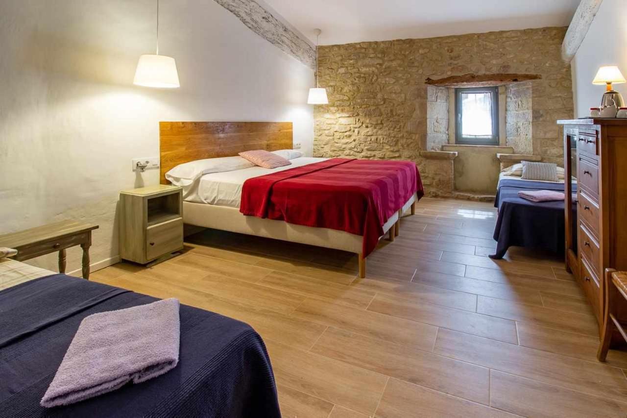 Masia Can Grau Habitaciones Con Desayuno Inlcuido Vilafreser Номер фото